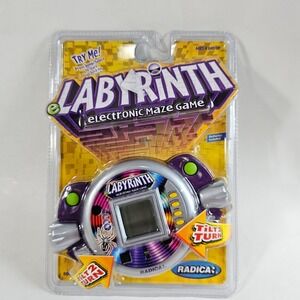 Labyrinth Electronic Maze Game Radica Handheld 2000s New‎ in Package